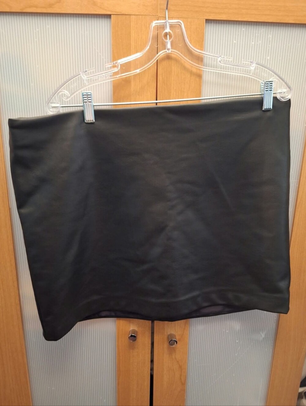 H&M Black Faux Leather High Waisted Mini Skirt Size 16